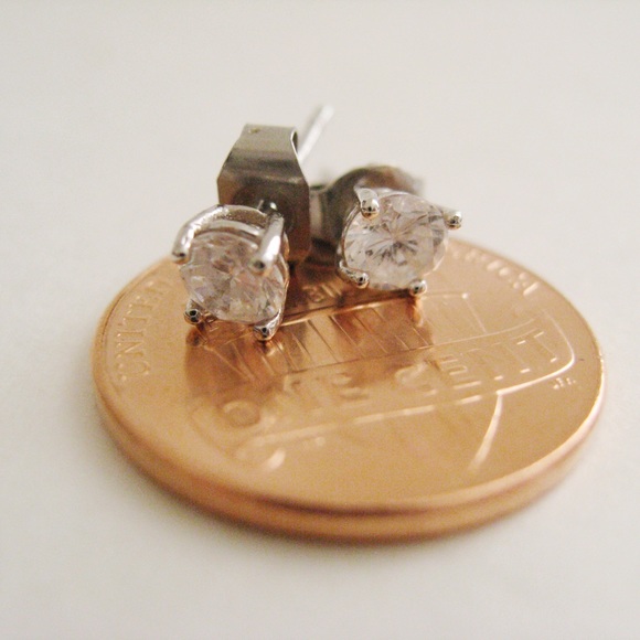 Sterling Silver 925 Necklace & Stud Earrings Set - Picture 12 of 12